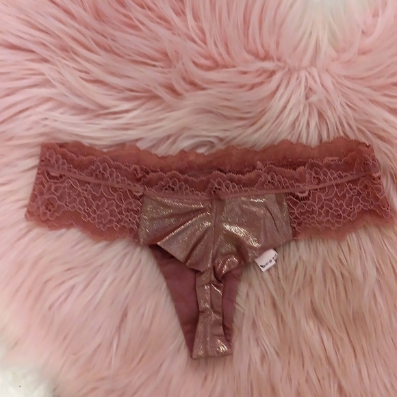 Brand New Victoria's Secret DREAM ANGELS LACE SHIMMER Thong- XS - Picture 2 of 4